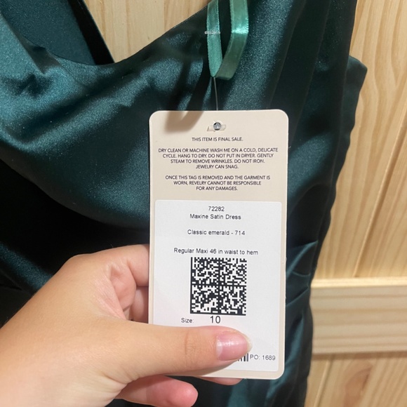 REVELRY MAXINE SATIN DRESS - CLASSIC EMERALD - NEVER WARN - Picture 4 of 6